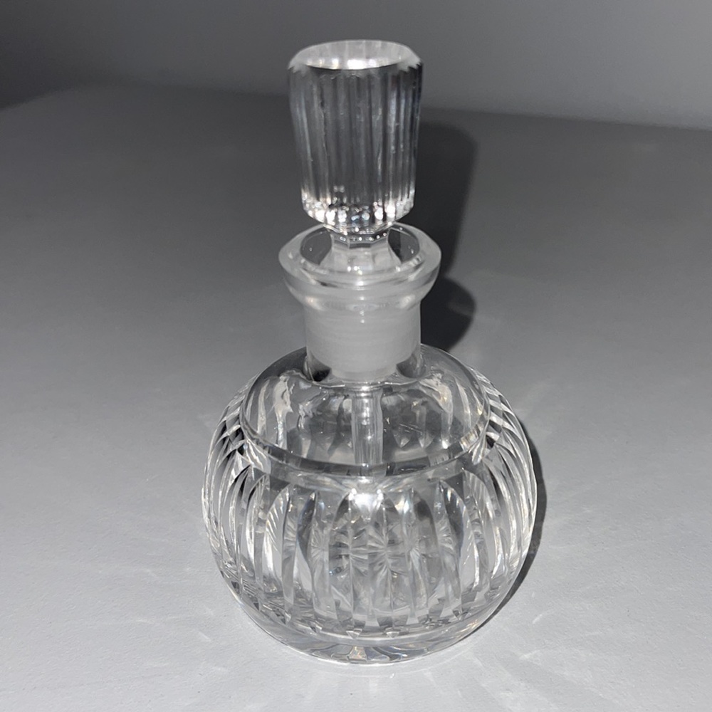 Vintage Waterford Vanity Crystal Perfume Bottle with Beveled Stopper Dauber - Picture 5 of 15